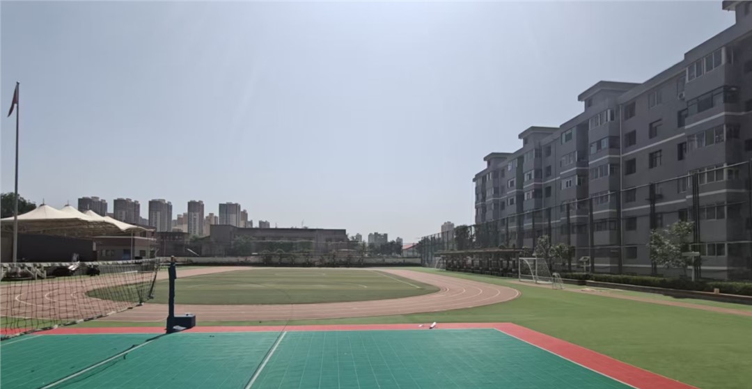 靜音操場定向音柱的位姿設(shè)計(jì)指南